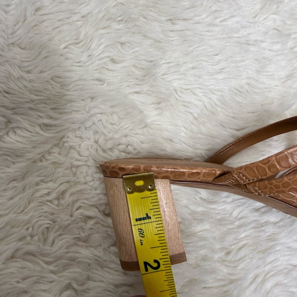 VINCE Elita Tan Croc-Embossed Calfskin Slide Sandal Tan Size 6 Minimalist Luxury - Picture 9 of 13